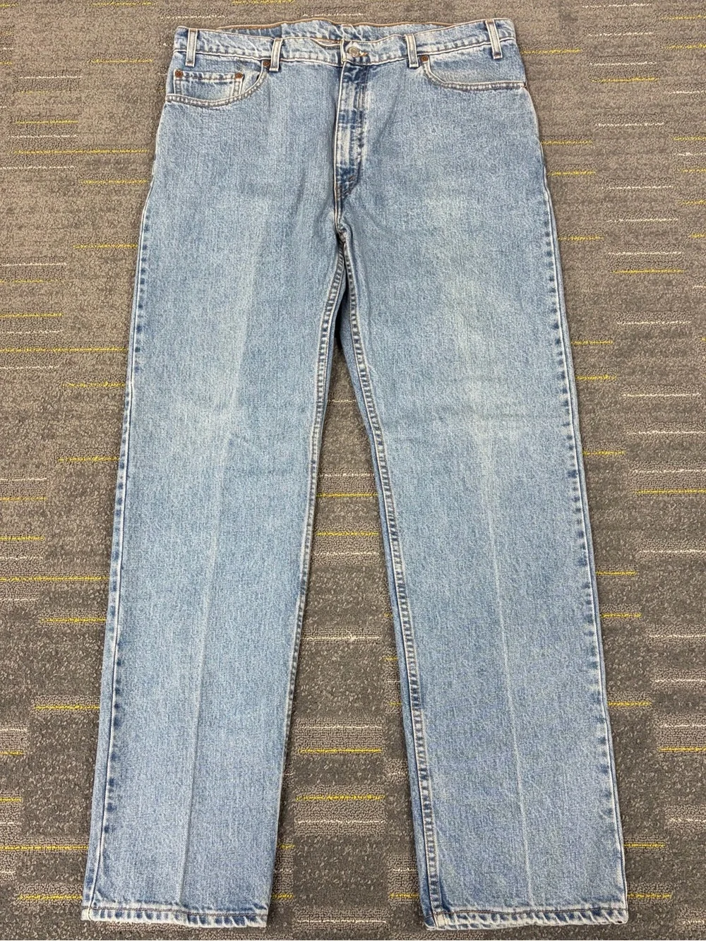 Vintage Levis 505 Mens Regular Fit Straight Leg Jeans Size 40x34 Denim 90s Blue